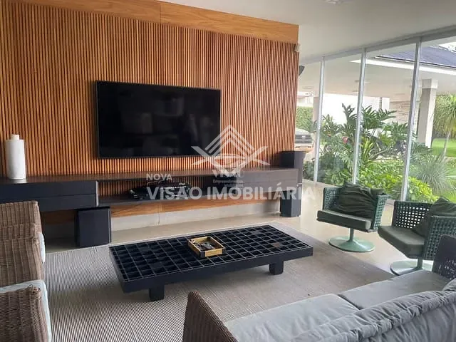 Casa com 1600m² 4 quartos e 1 banheiro, à venda, no bairro Setor Residencial Sul em Sinop