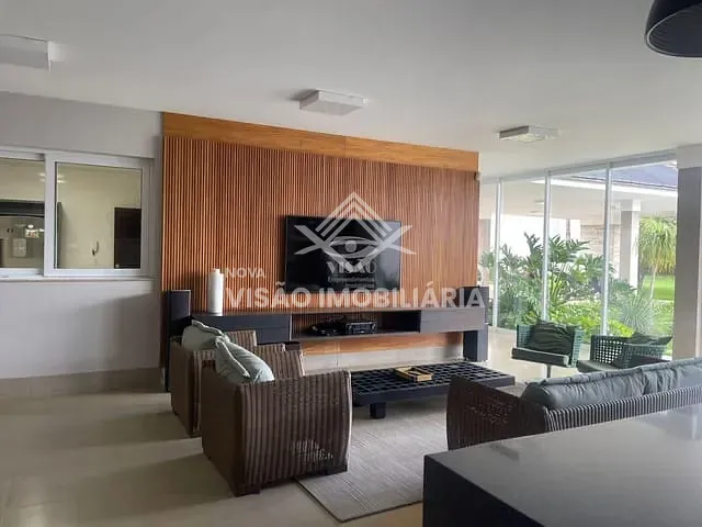 Casa com 1600m² 4 quartos e 1 banheiro, à venda, no bairro Setor Residencial Sul em Sinop