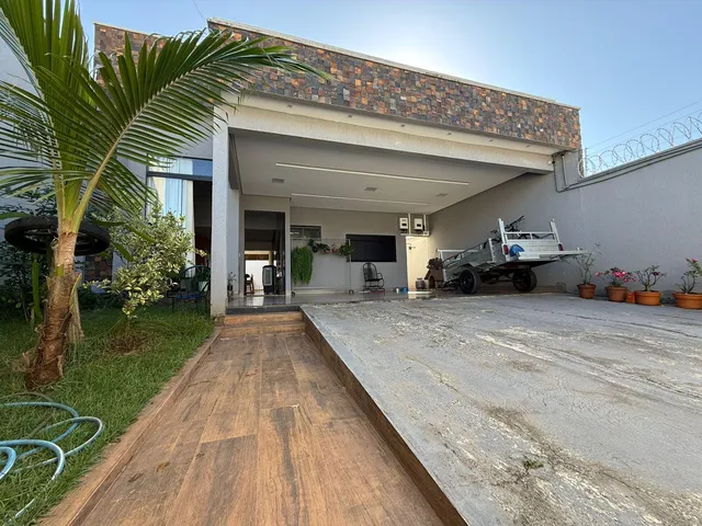 Casa com 300m² 3 quartos e 4 banheiros, à venda, no bairro Parque Veiga Jardim em Aparecida de Goiânia