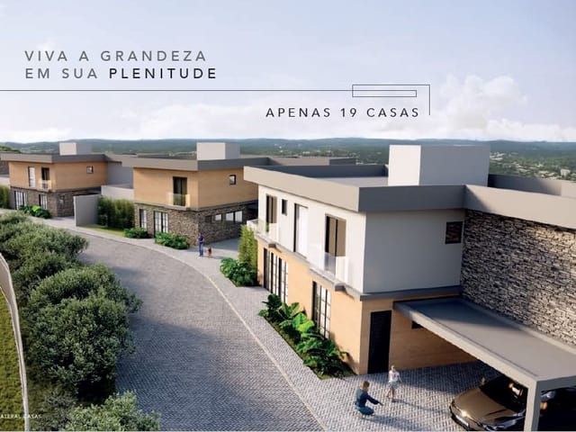 Casa com 305m², à venda, no bairro Jardim Europa em Poços de Caldas