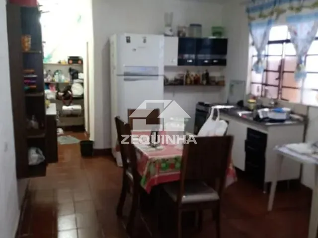 Casa com 125m² 2 quartos e 2 banheiros, à venda, no bairro Parque Jandaia em Carapicuiba