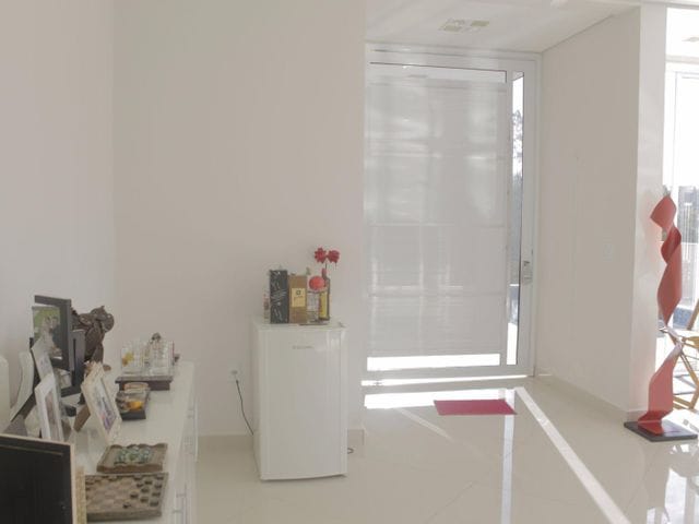 Casa com 500m² 5 quartos e 6 banheiros, à venda, no bairro Condomínio Residencial Fazenda Santa Helena em Bragança Paulista