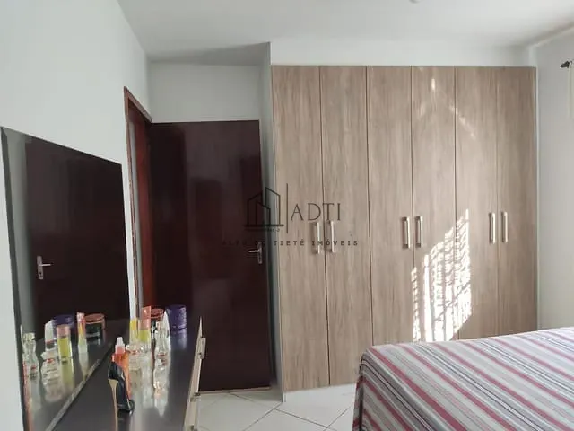 Casa 3 quartos e 2 banheiros, à venda, no bairro Vila Brasileira em Mogi das Cruzes
