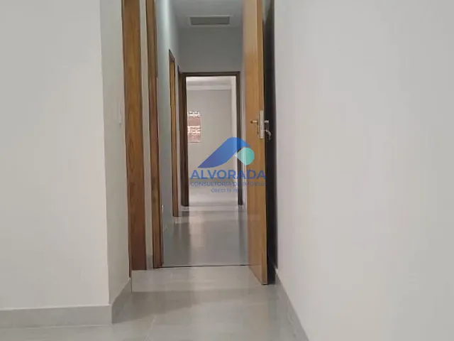 Casa com 151m² 1 quarto e 2 banheiros, à venda, no bairro Vila Jaci em São José dos Campos