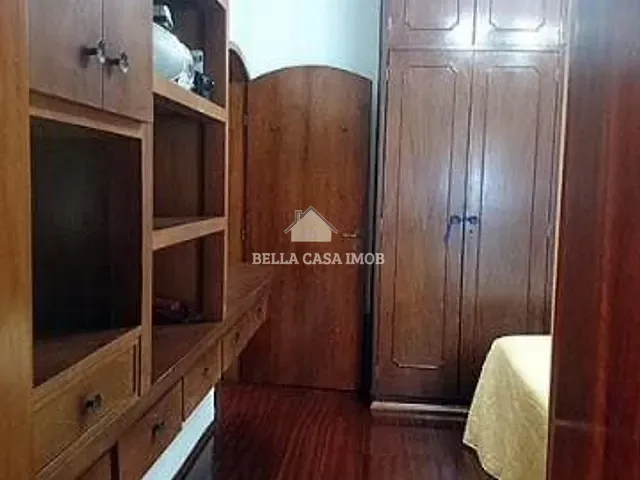 Casa com 285m² 3 quartos e 3 banheiros, à venda, no bairro Vila Trujillo em Sorocaba