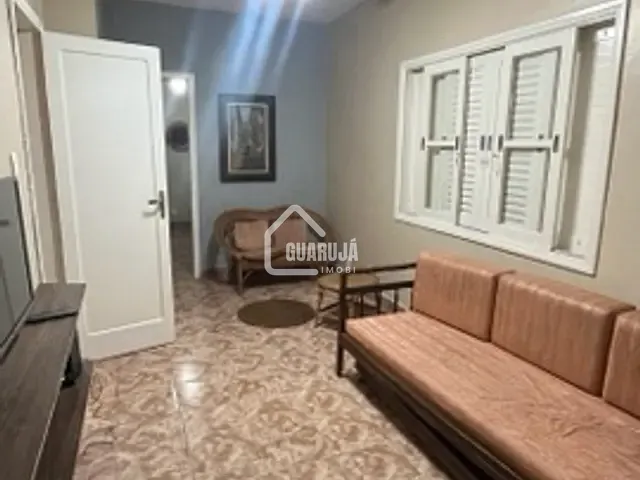 Casa 2 quartos e 1 banheiro, para alugar, no bairro Pitangueiras em Guarujá