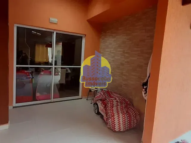 Casa com 110m² 3 quartos e 2 banheiros, à venda, no bairro Jardim Petrópolis em Cotia