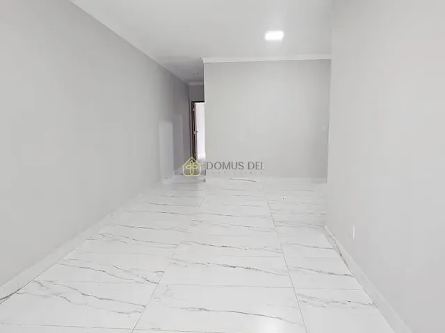 Casa com 180m² 2 quartos e 2 banheiros, à venda, no bairro Village Porto Real em Porto Real