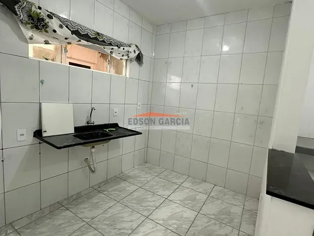 Casa 2 quartos e 2 banheiros, para alugar, no bairro Jardim Santa Marta em Sorocaba