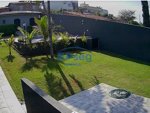Casa com 360m² 1 quarto e 2 banheiros, à venda, no bairro Portal de Versalhes 2 em Londrina