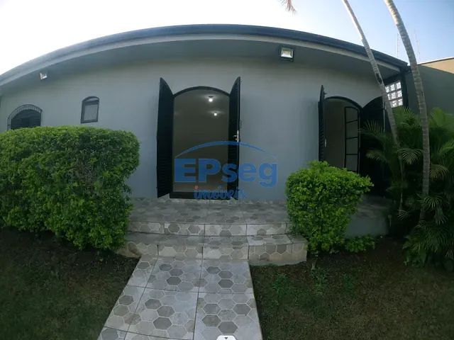 Casa com 360m² 1 quarto e 2 banheiros, à venda, no bairro Portal de Versalhes 2 em Londrina