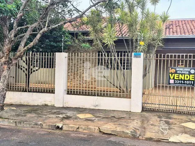 Casa com 300m² 3 quartos e 3 banheiros, à venda, no bairro Jardim Capricornio em Rolândia