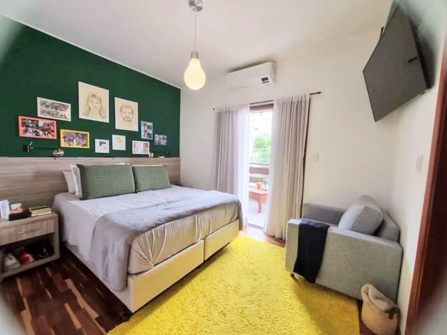 Casa com 268m² 4 quartos e 3 banheiros, à venda, no bairro Urbanova em São José dos Campos