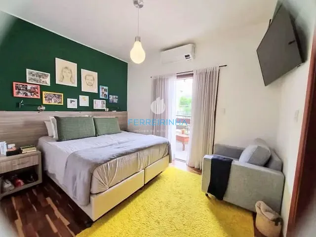 Casa com 268m² 4 quartos e 3 banheiros, à venda, no bairro Urbanova em São José dos Campos