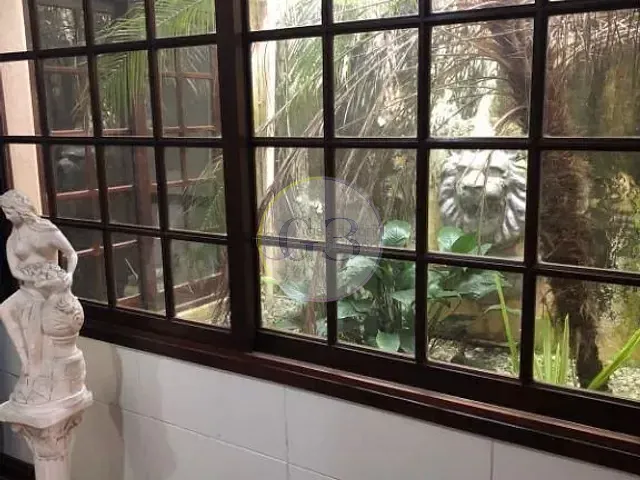 Casa com 400m² 4 quartos e 3 banheiros, para alugar, no bairro Areal em Pelotas