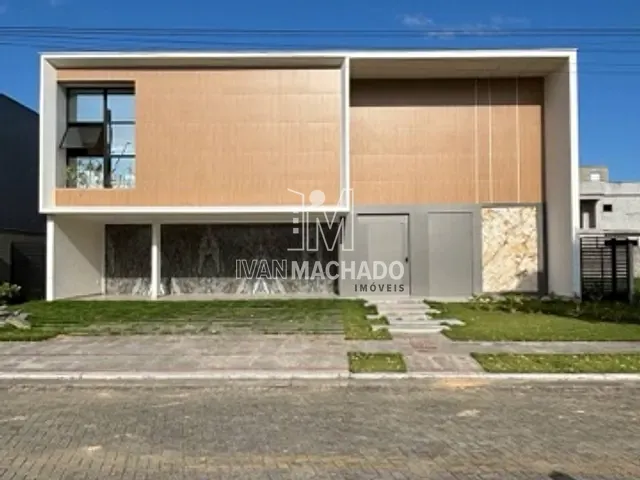 Casa 4 quartos e 6 banheiros, à venda, no bairro Jacuhy em Serra