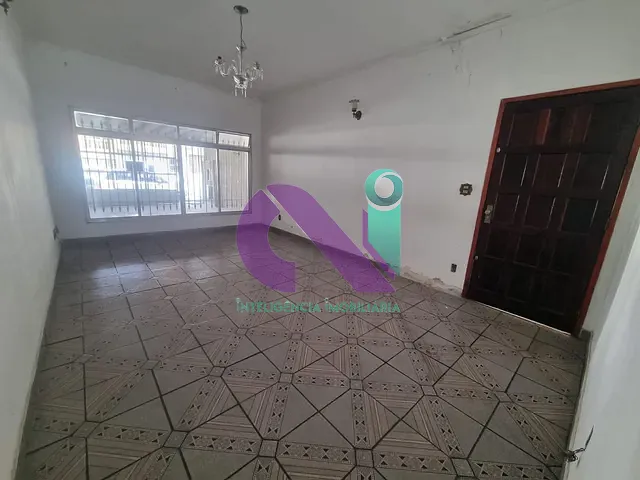Casa com 250m² 3 quartos e 2 banheiros, à venda, no bairro km 18 em Osasco