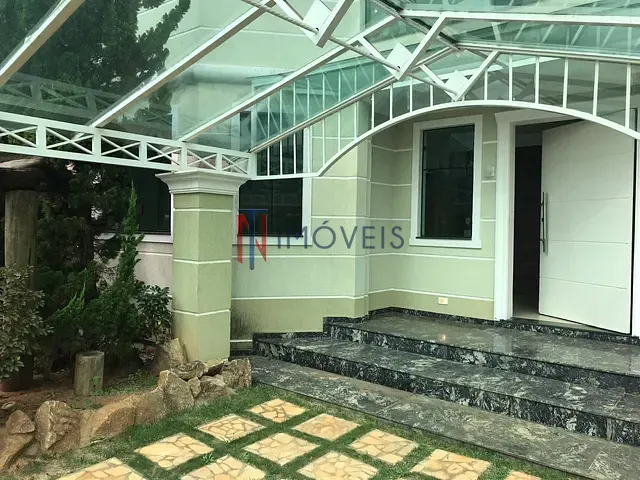 Casa com 642m² 4 quartos e 2 banheiros, à venda, no bairro Atibaia Jardim em Atibaia