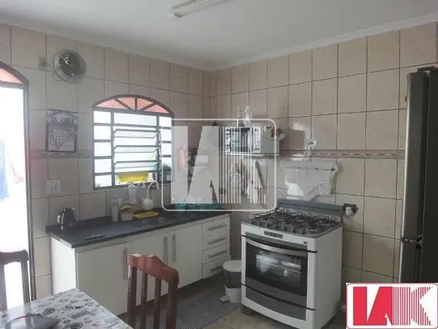 Casa com 147m² 2 quartos e 2 banheiros, à venda, no bairro Vila Palmares em Santo André