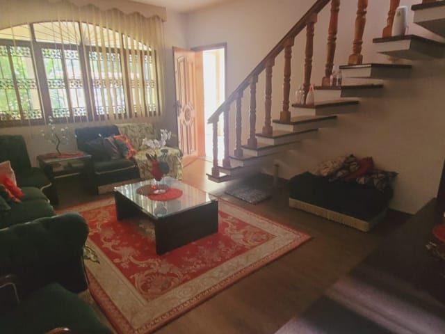 Casa com 584m² 4 quartos e 4 banheiros, à venda, no bairro Vila Valqueire em Rio de Janeiro