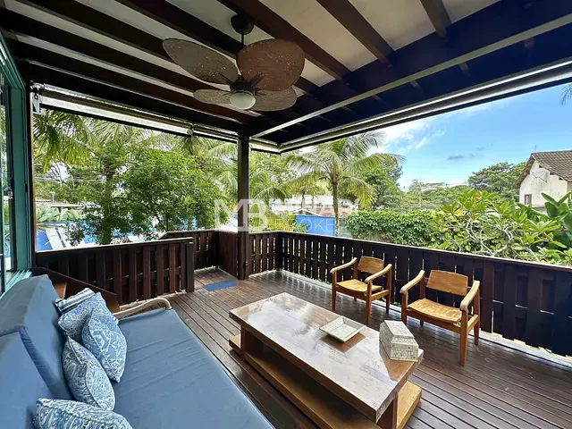 Casa 4 quartos e 7 banheiros, à venda, no bairro Camburi em São Sebastião
