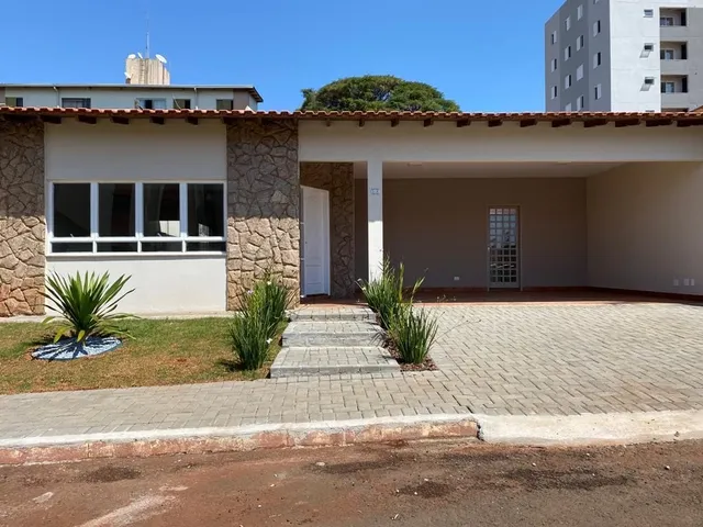 Casa com 359m² 3 quartos e 3 banheiros, à venda, no bairro Bandeirantes em Londrina