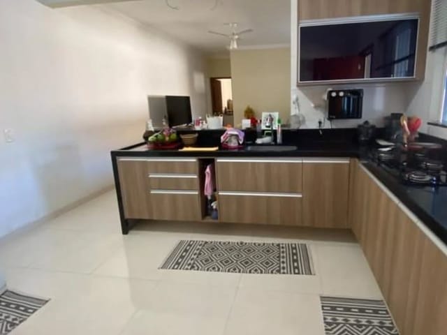 Casa 3 quartos e 2 banheiros, à venda, no bairro Serramar em Rio das Ostras