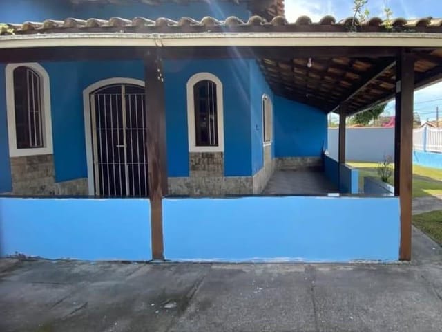 Casa 3 quartos e 2 banheiros, à venda, no bairro Serramar em Rio das Ostras