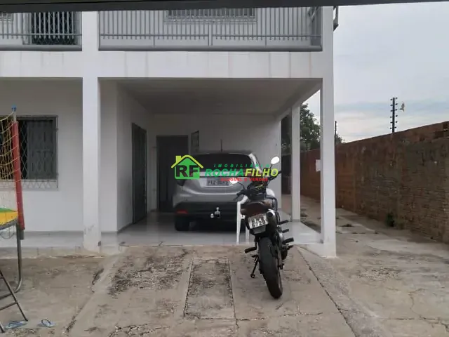 Casa com 300m² 6 quartos e 2 banheiros, à venda, no bairro Lorival Parente em Teresina