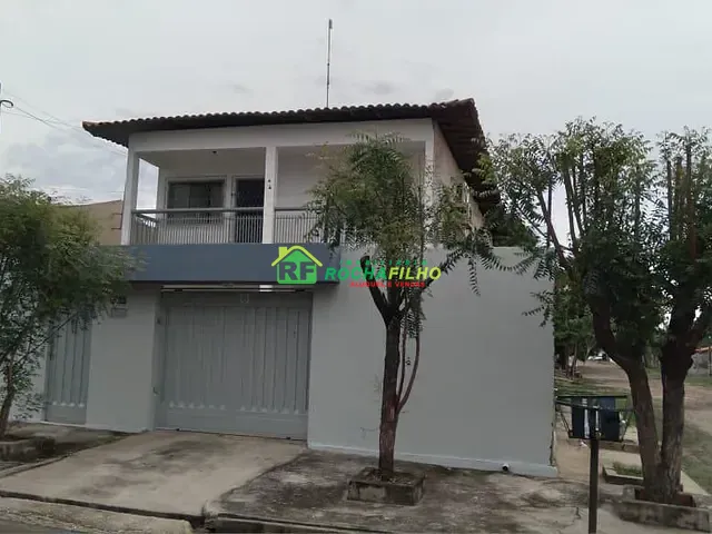 Casa com 300m² 6 quartos e 2 banheiros, à venda, no bairro Lorival Parente em Teresina