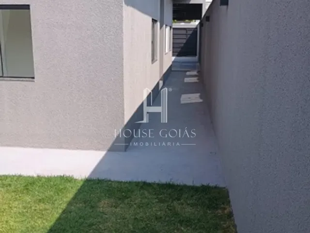 Casa com 180m² 3 quartos e 2 banheiros, à venda, no bairro Garavelo Residencial Park em Aparecida de Goiânia