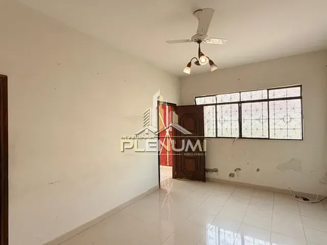 Casa com 210m² 3 quartos e 2 banheiros, à venda, no bairro Jardim Claret em Rio Claro