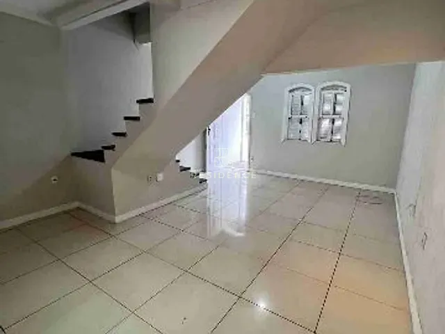 Casa 2 quartos e 2 banheiros, à venda, no bairro Conforto em Volta Redonda