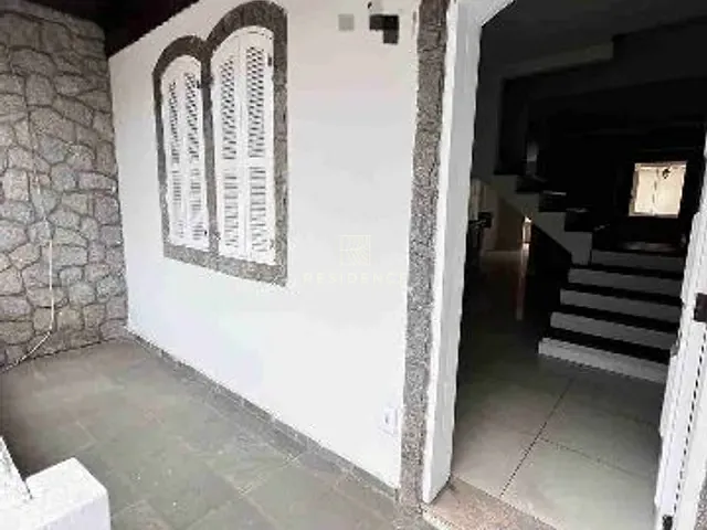 Casa 2 quartos e 2 banheiros, à venda, no bairro Conforto em Volta Redonda