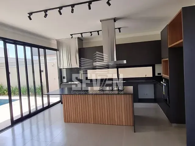 Casa com 340m², à venda, no bairro Residencial Villa de León em Piratininga