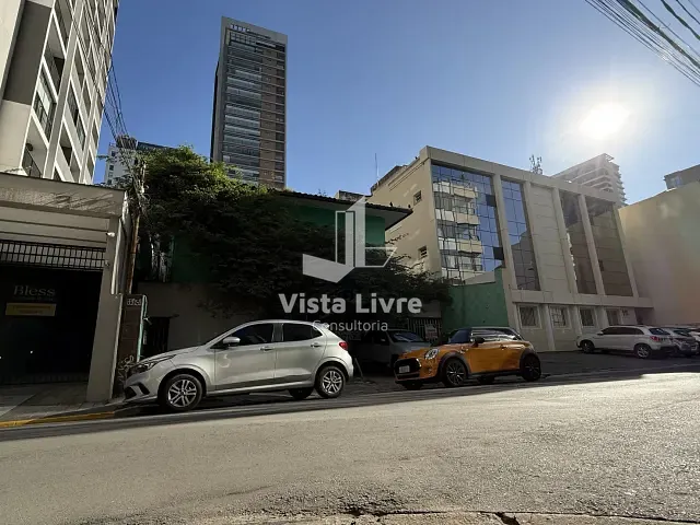 Casa com 586m² 4 quartos e 7 banheiros, à venda, no bairro Pinheiros em São Paulo