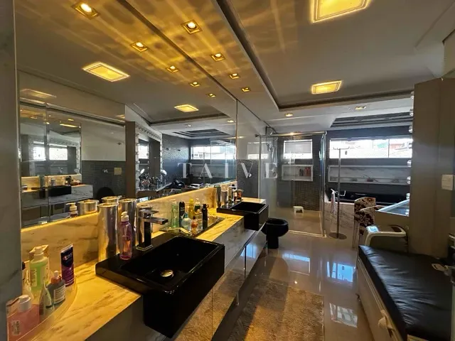 Casa com 501m² 3 quartos e 4 banheiros, à venda, no bairro Recanto do Salto em Londrina