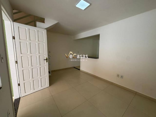 Casa com 90m² 2 quartos e 2 banheiros, à venda, no bairro Maria Turri em Rio das Ostras