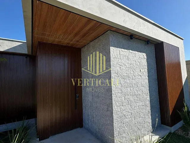 Casa com 645m² 4 quartos e 6 banheiros, à venda, no bairro Passagem da Conceição em Várzea Grande