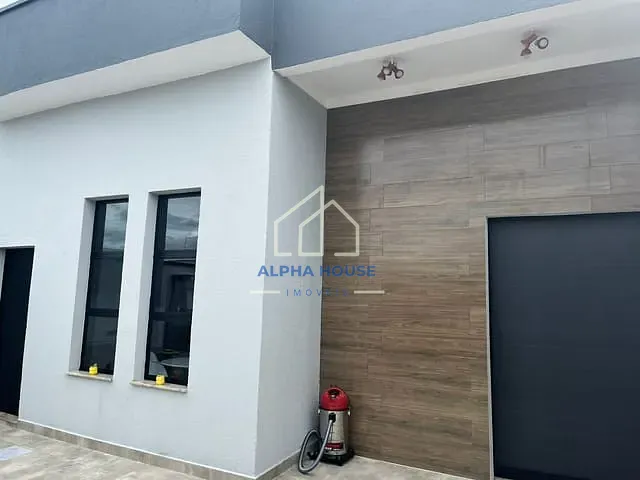 Casa com 176m² 2 quartos e 1 banheiro, à venda, no bairro Loteamento Santa Clara em Pindamonhangaba