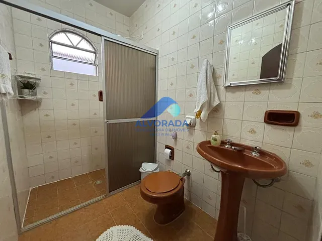 Casa com 250m² 3 quartos e 2 banheiros, à venda, no bairro Jardim Alvorada em São José dos Campos