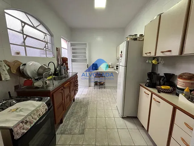 Casa com 250m² 3 quartos e 2 banheiros, à venda, no bairro Jardim Alvorada em São José dos Campos