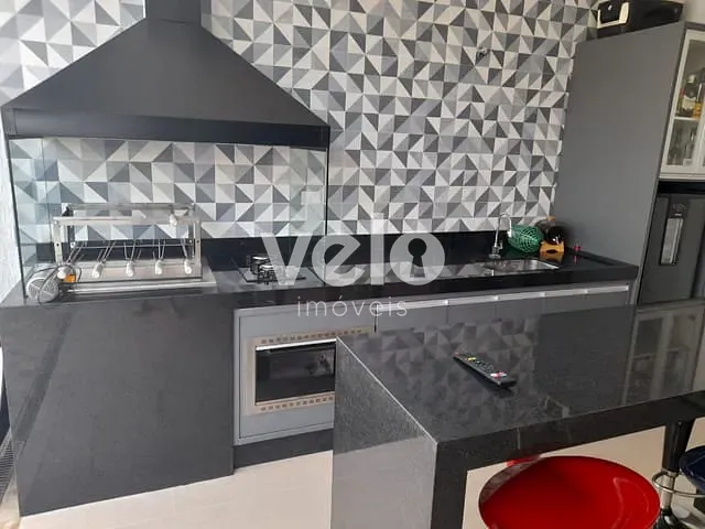 Casa com 250m² 3 quartos e 3 banheiros, à venda, no bairro Parque São Cristóvão em Taubaté