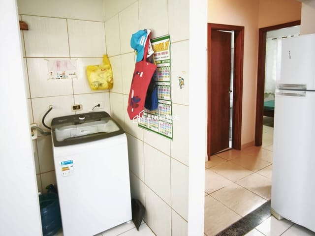 Casa com 164m² 2 quartos e 1 banheiro, à venda, no bairro Jardim das Flores III em Apucarana