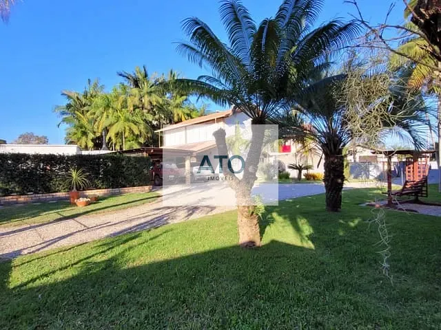 Casa com 1800m² 3 quartos e 1 banheiro, à venda, no bairro XV de Novembro em Tijucas