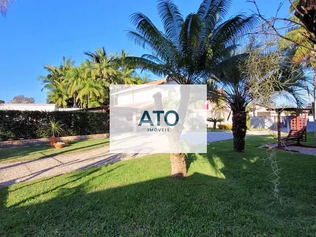 Casa com 1800m² 3 quartos e 1 banheiro, à venda, no bairro XV de Novembro em Tijucas