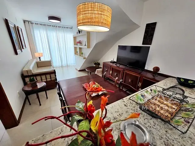 Casa com 216m² 3 quartos e 3 banheiros, à venda, no bairro Braga em Cabo Frio