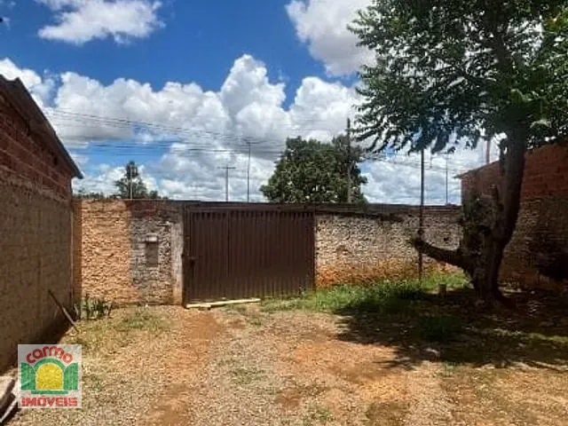 Casa com 300m² 3 quartos e 1 banheiro, à venda, no bairro Setor Sul em Anápolis