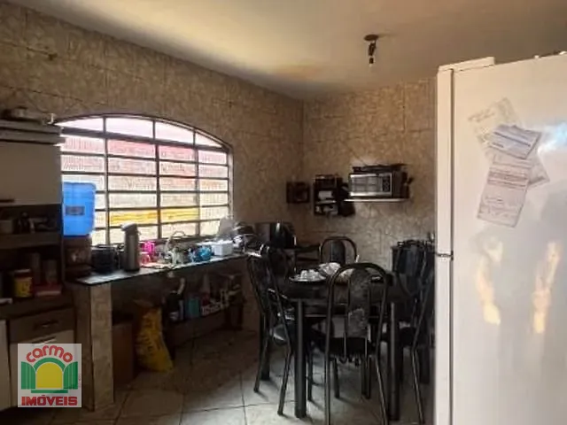 Casa com 300m² 3 quartos e 1 banheiro, à venda, no bairro Setor Sul em Anápolis