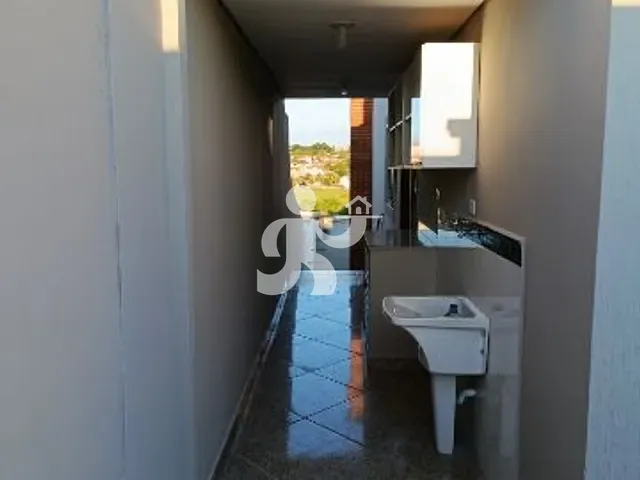 Casa com 275m² 3 quartos e 2 banheiros, à venda ou para alugar, no bairro Jardim Itália em São Pedro